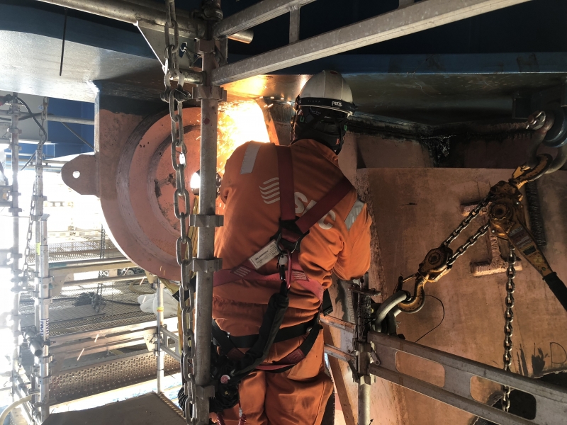 SEC norge personel working on sea traial of Aasta Hansteen Spar FPSO