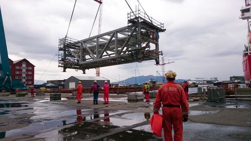 The welding and fitting work start at Nyhamna Chinese modules in Stord yard
