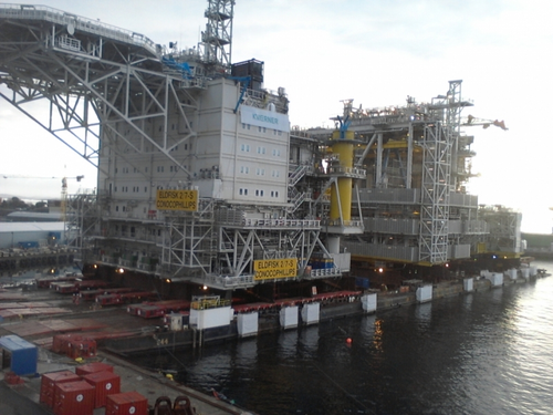 Transport of the LQ module of Eldfisk 2 7 S platform